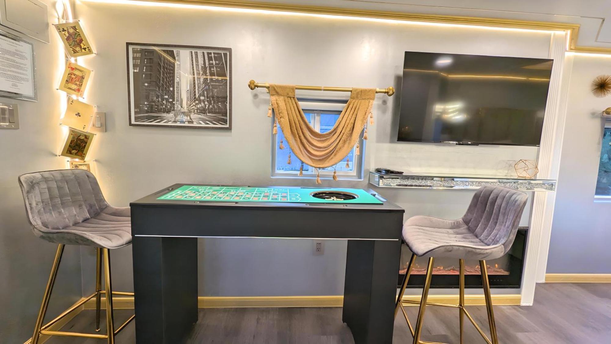 Olympic Railway Inn Секим Номер фото