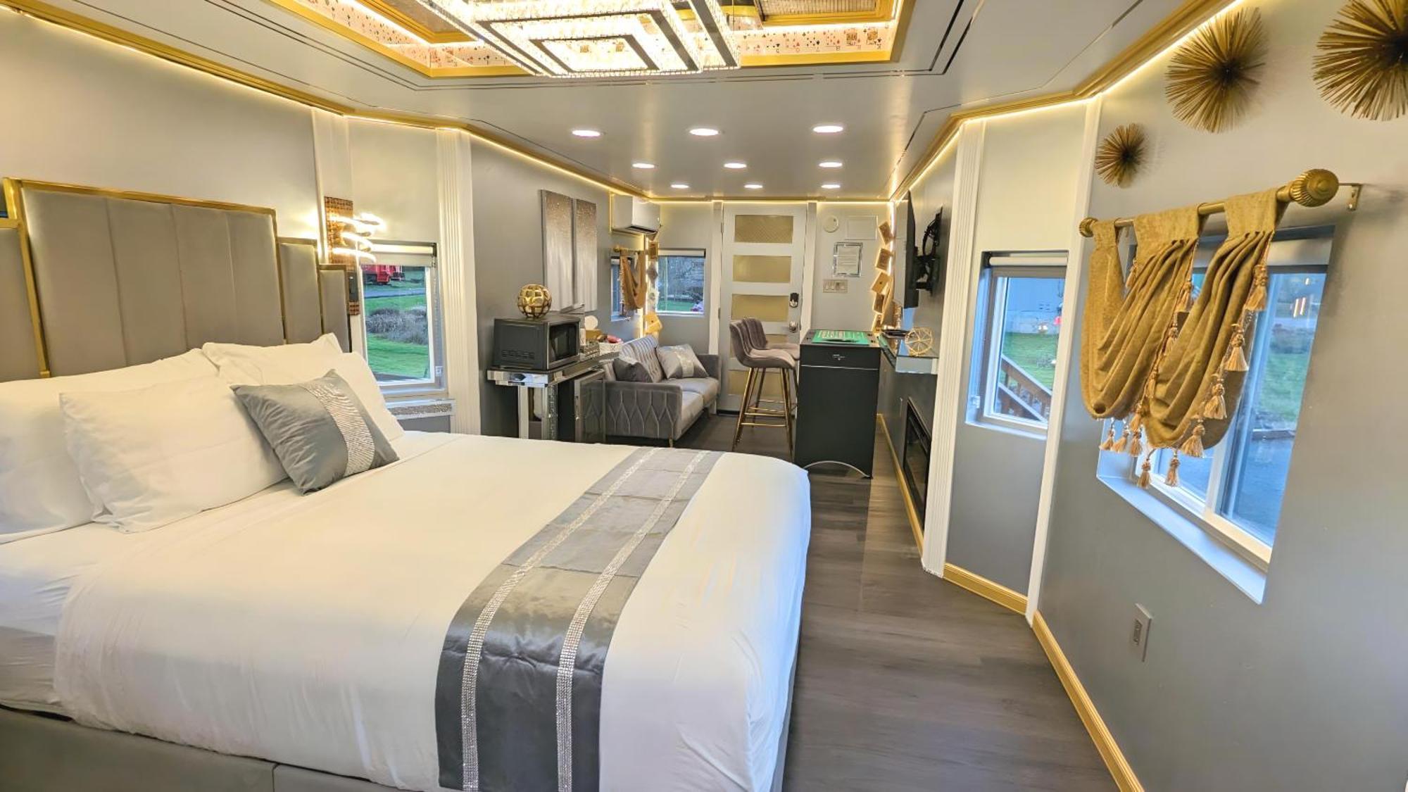 Olympic Railway Inn Секим Номер фото