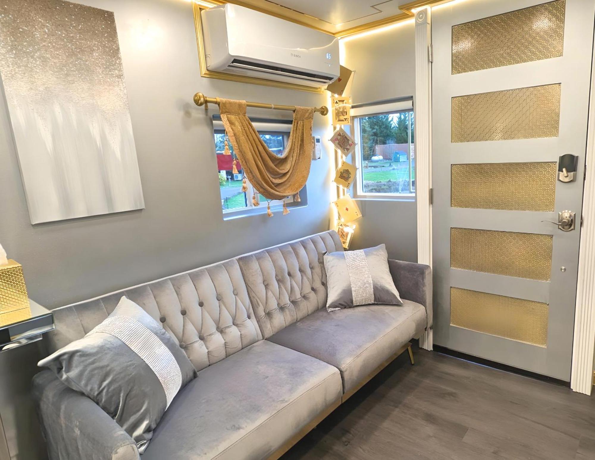Olympic Railway Inn Секим Номер фото