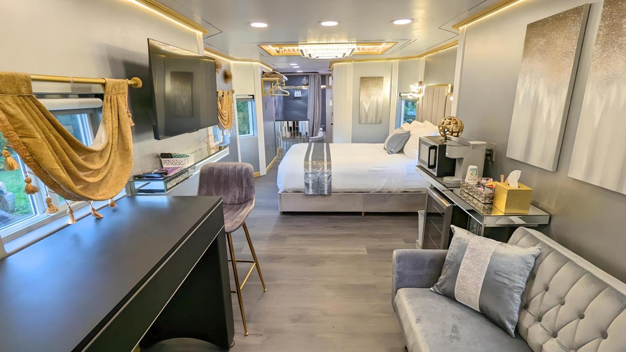 Olympic Railway Inn Секим Номер фото