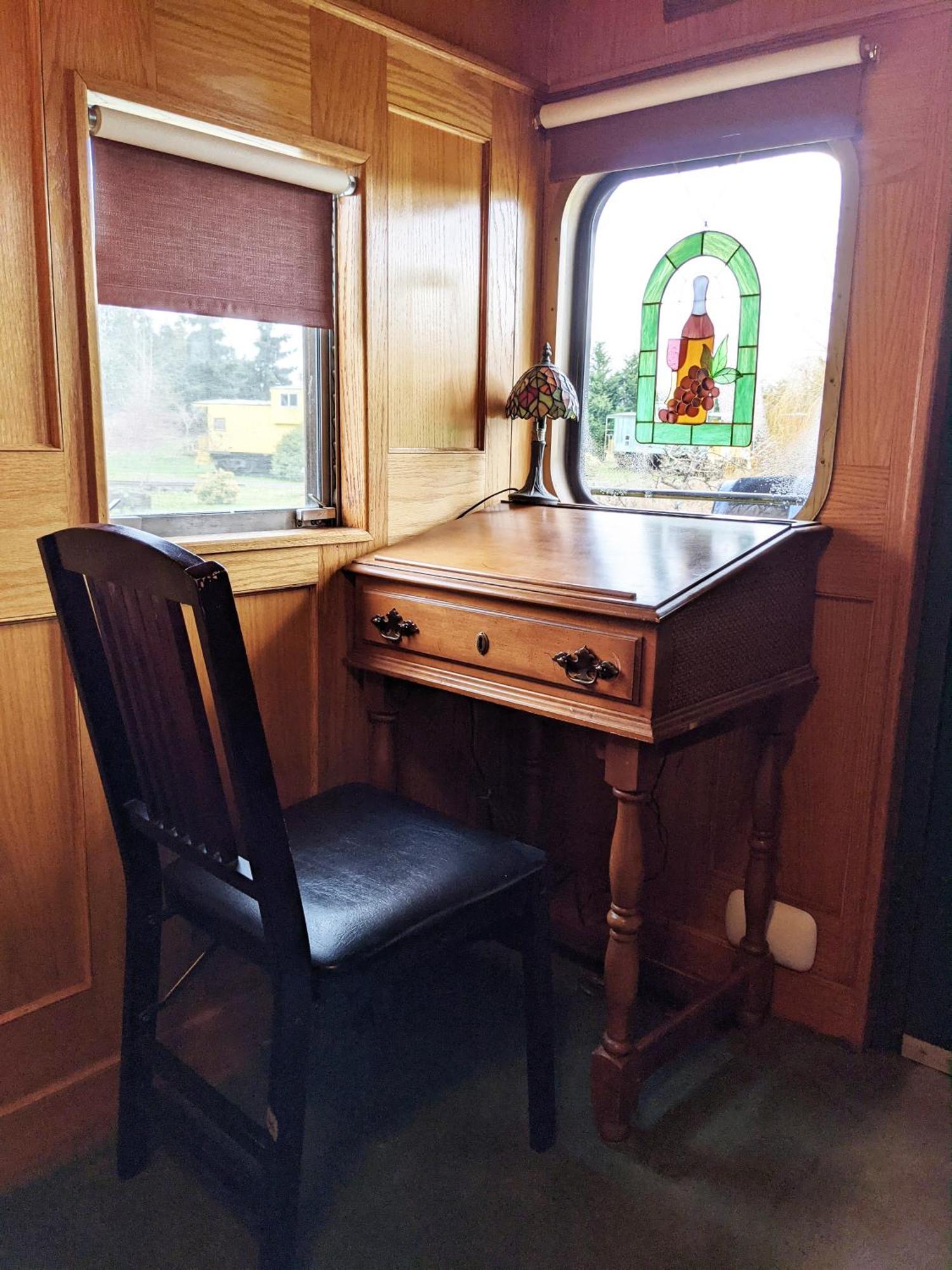 Olympic Railway Inn Секим Номер фото