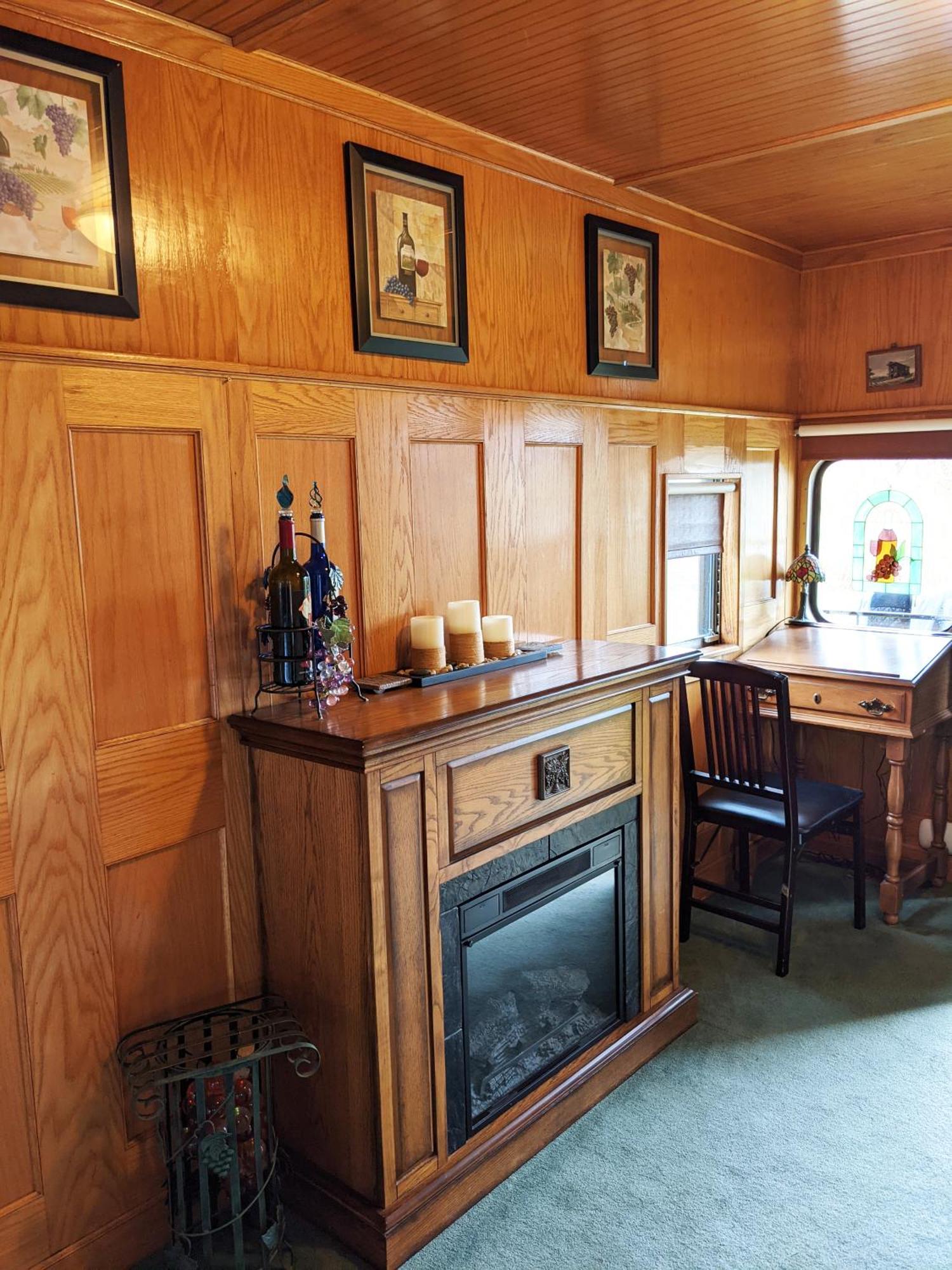 Olympic Railway Inn Секим Номер фото